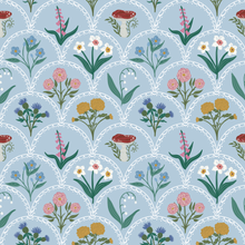  English Cutting Garden Wallpaper in Blue