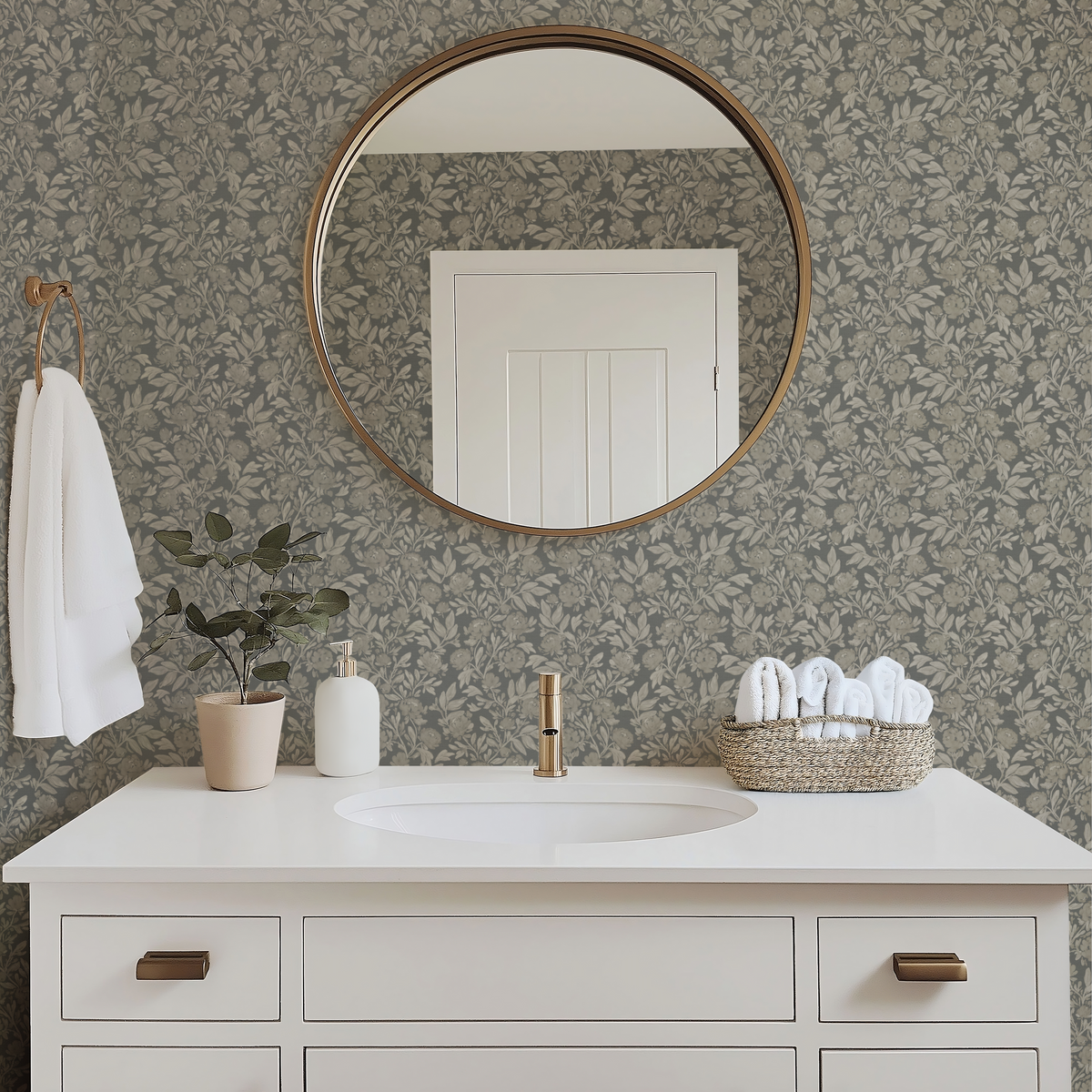 Climbing Roses - Grey Beige