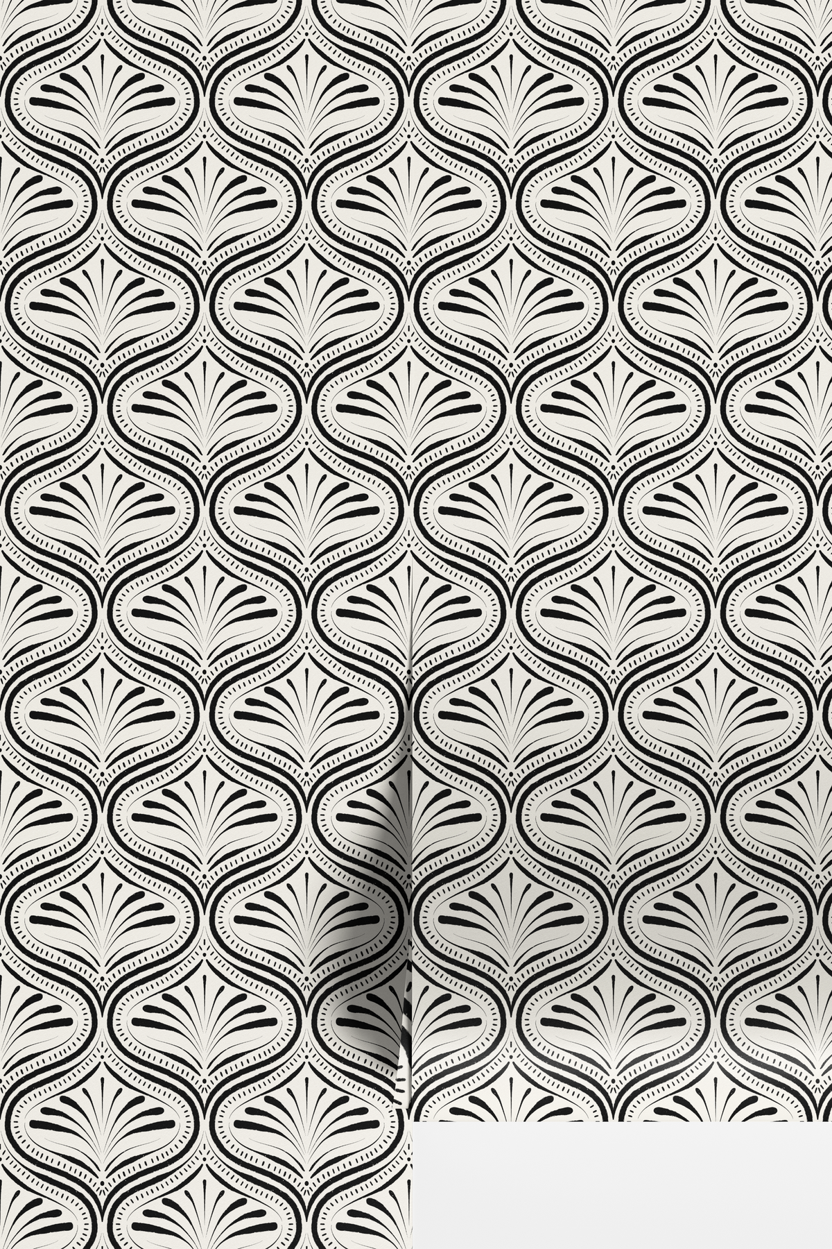 Refined Abstract Ogee - Black